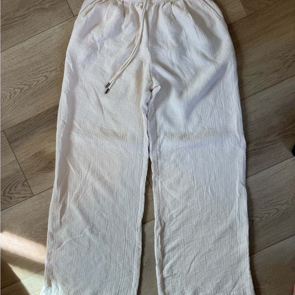 Wide leg pants